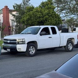 2007 chevy sliverado extended