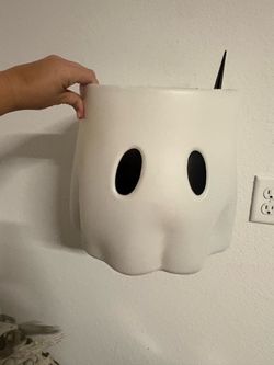 Ghost plastic planter