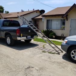14ft Aluminum Lightweight Ladder