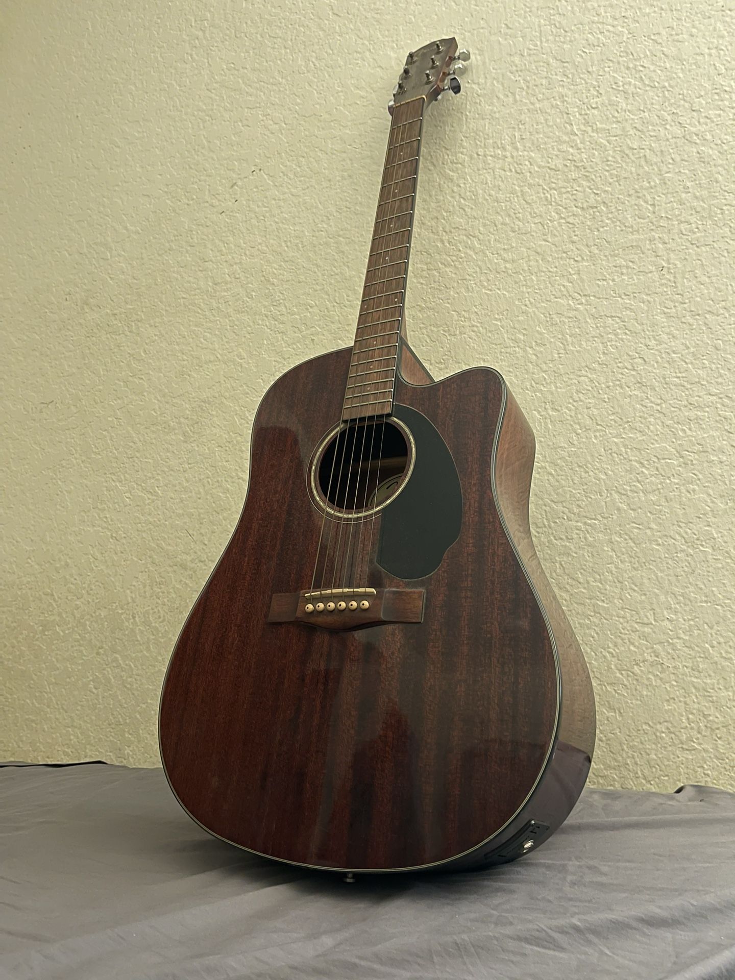 Fender CD-60SCE Dreadnought Acoustic Guitar