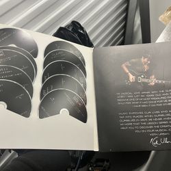 Keith Urban “Player” Acoustic Guitar Bundle 🎸 – Like New