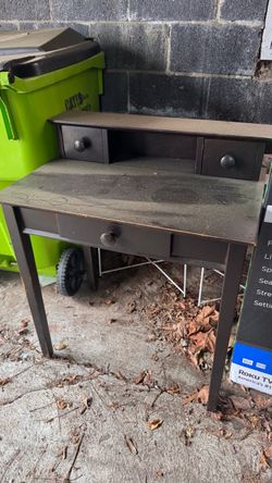 Small Desk
