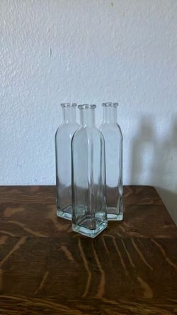 Square base glass bud vases