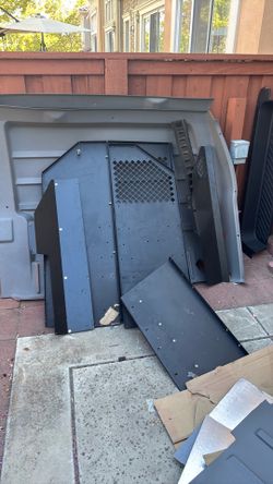 Can metal divider