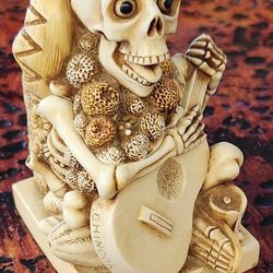 Harmony kingdom day of the dead figurine