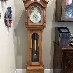 Beautiful Grandfather Clock 