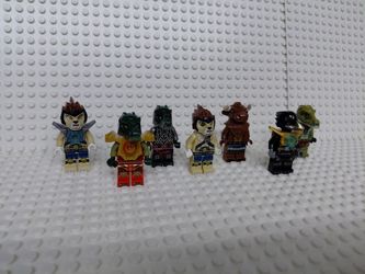Lot #19 Lego Chima Minifigures