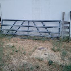 Property Swing Gate Ranch Farm Style