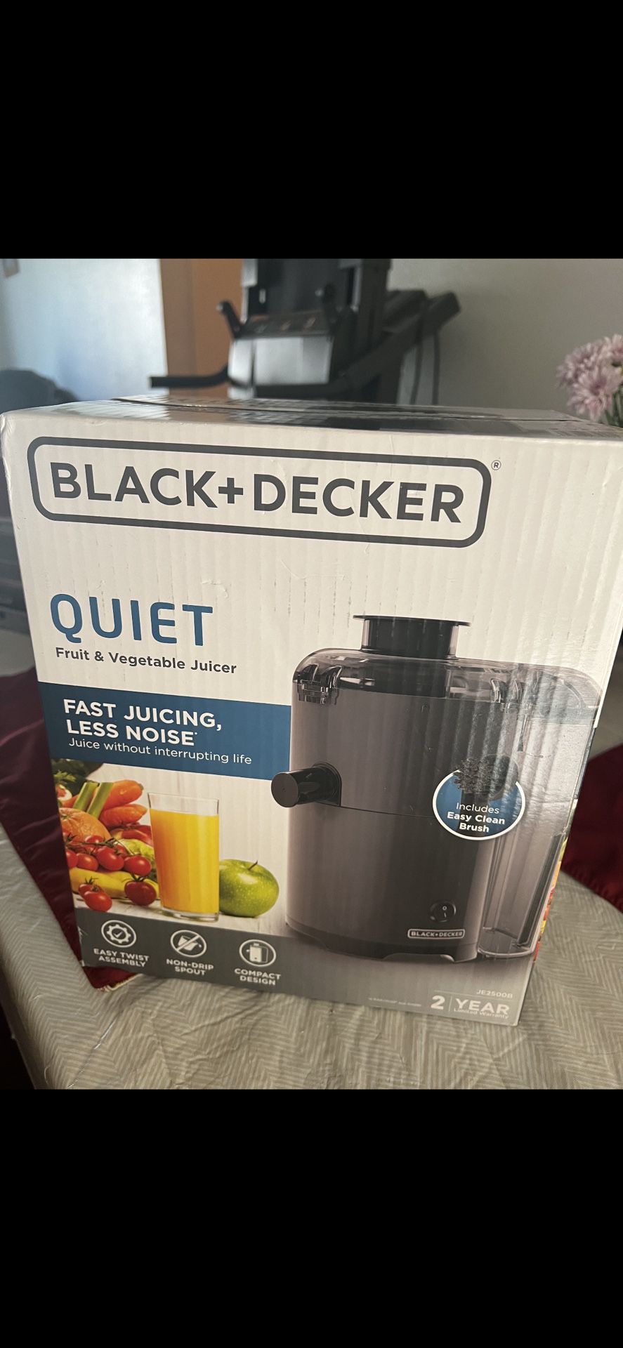 Black+Decker Quiet Fruit & Vegetable Juicer, Non-Drip Spout Easy