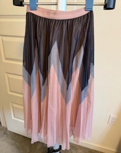 Chicwish Skirt Size Small - Pickup From Northridge Area