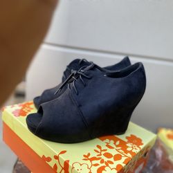 Women’s Wedges 