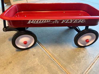 Radio Flyer Classic Red Wagon, Wagon for Kids or Cargo