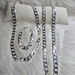 Men's 9.25.25 Silver Bracelet 9" length and Necklace 24" length 2 piece set 140$