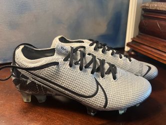 Nike Vapor 360 Mercurial Soccer Cleats Size 4.5