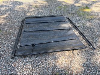 Tonneau cover
