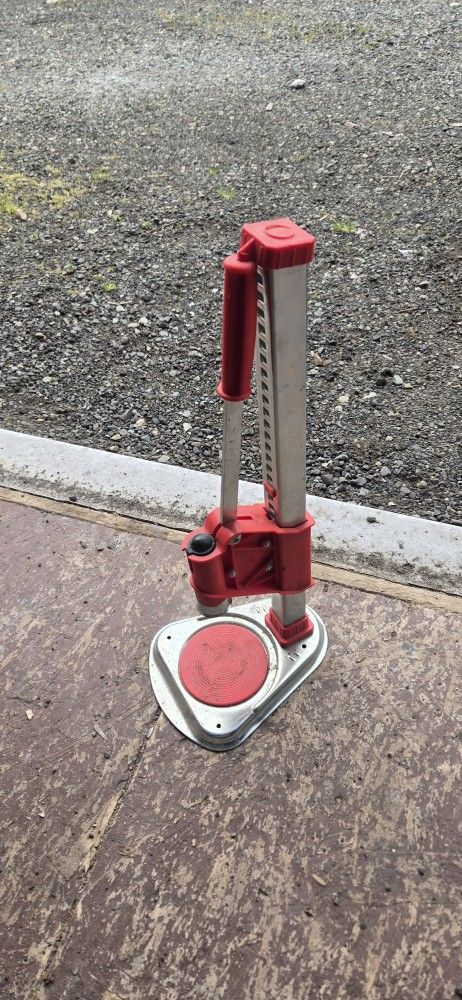 Ferrari Bottle Capper