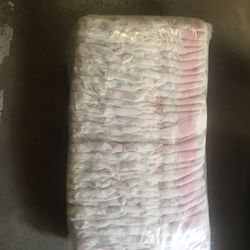 Kirkland Diapers Size 4 & 30 Diapers Open Bag