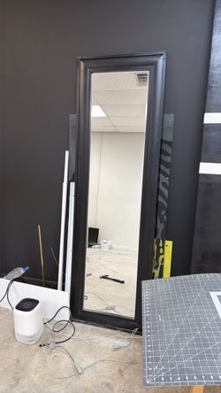 Free mirror