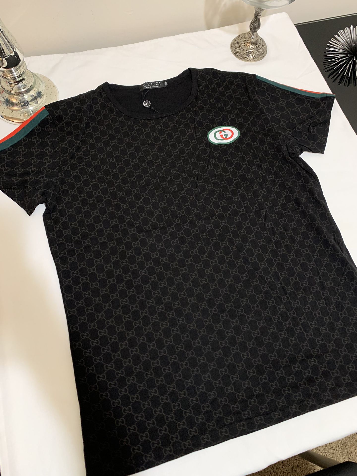 Gucci shirt, Sm/Med