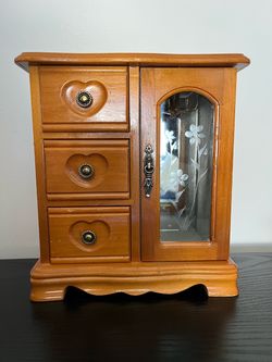 Vintage Wooden Jewelry Box with music box