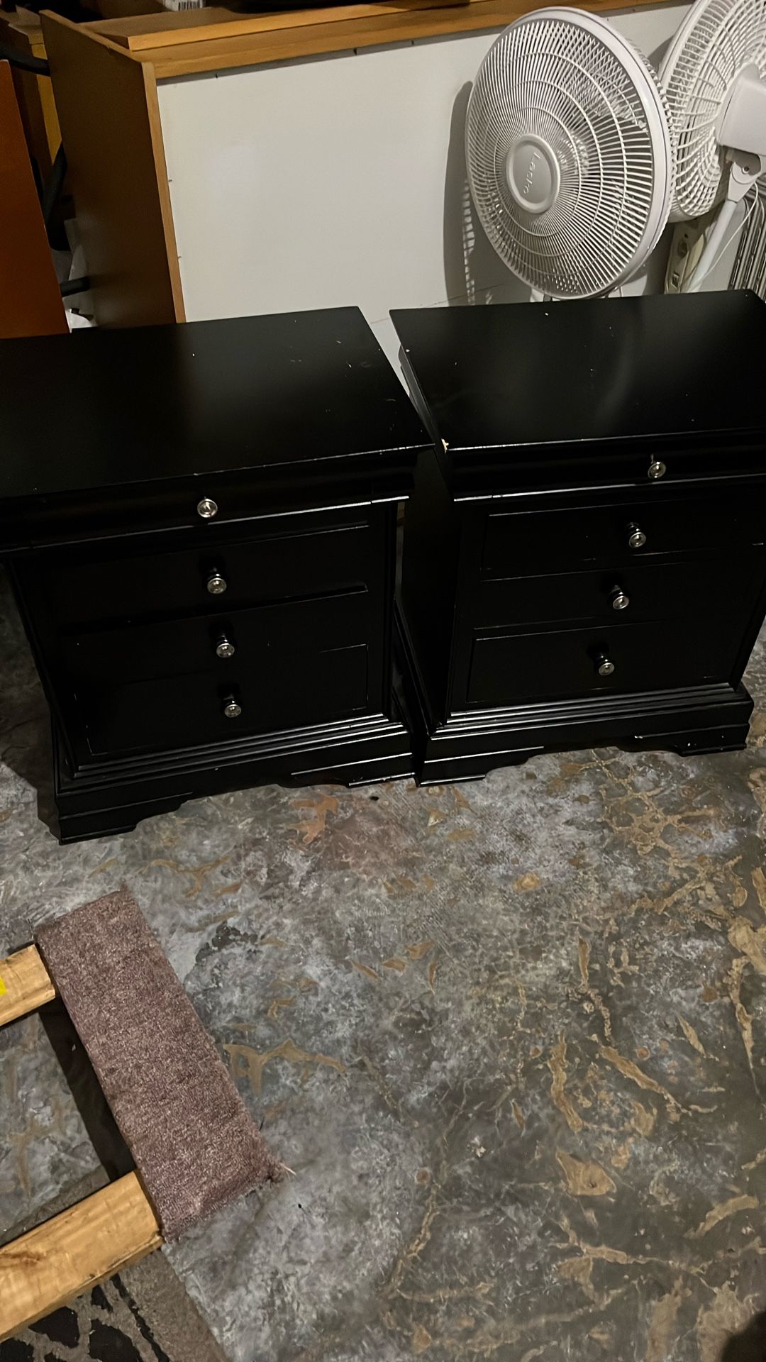 Free End Tables