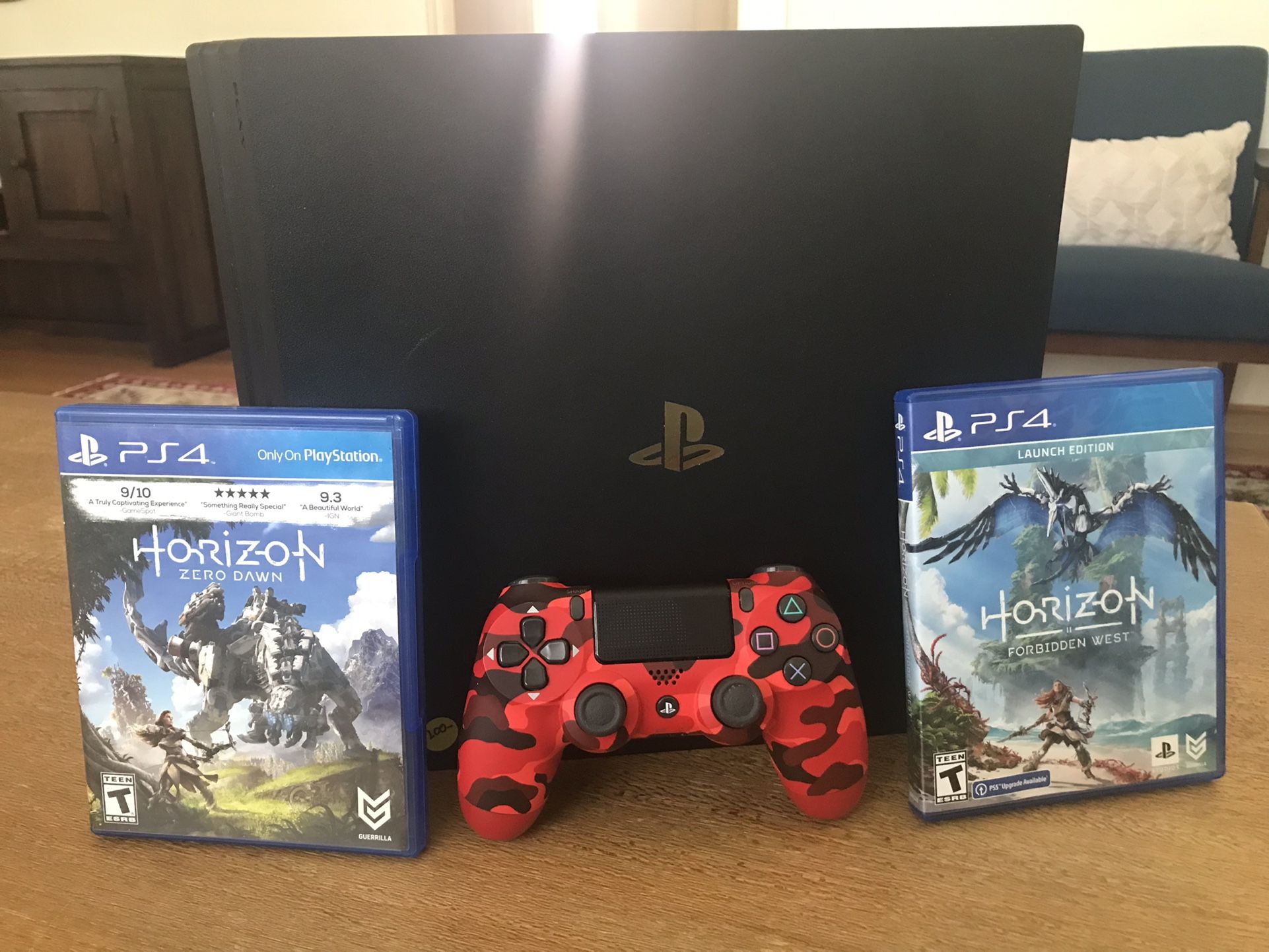 PS4 Pro W/Horizon Games