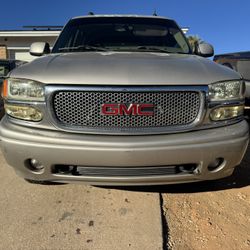 2004 GMC Yukon XL