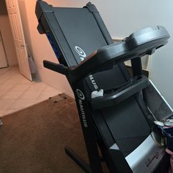 Nautilus Treadmill