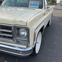 79 C10 Chevy Longbed 305 Engine 