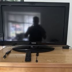 32 inches Toshiba Tv