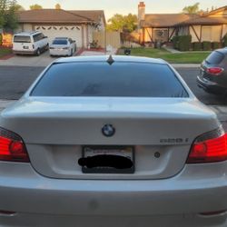 2010 BMW 528i