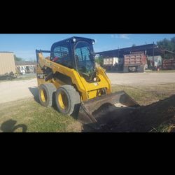 2017 242 D Caterpiller