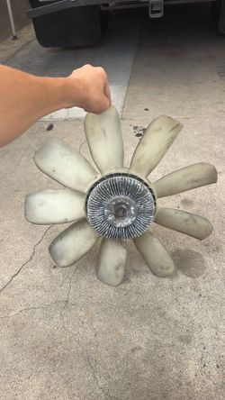 2006 Chevy or GMC 2500 clutch fan