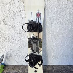 Ride Havoc Snowboard With Bindings 