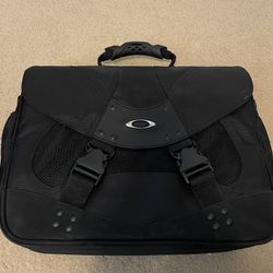 Genuine Oakley computer bag