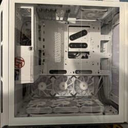 Corsair 5000t Mid Tower Case With 10 Fans