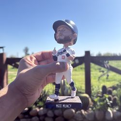 Dodgers bobble head