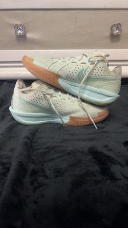 GT CUTS basketball shoes