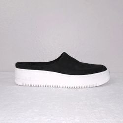 Nike Slip Ons Women's 8.5 Suede