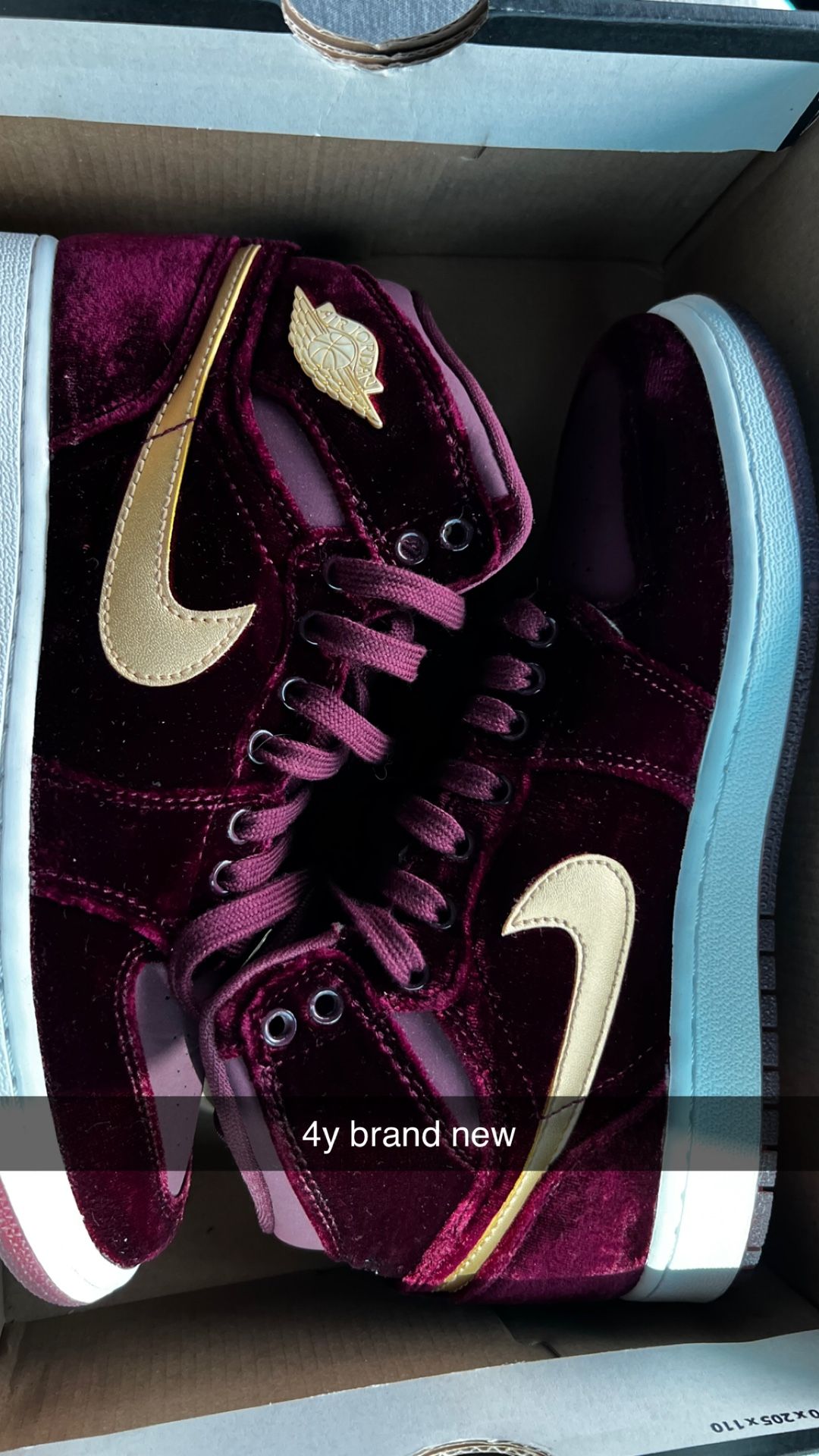 Jordan 1 Retro Heiress Night Maroon 