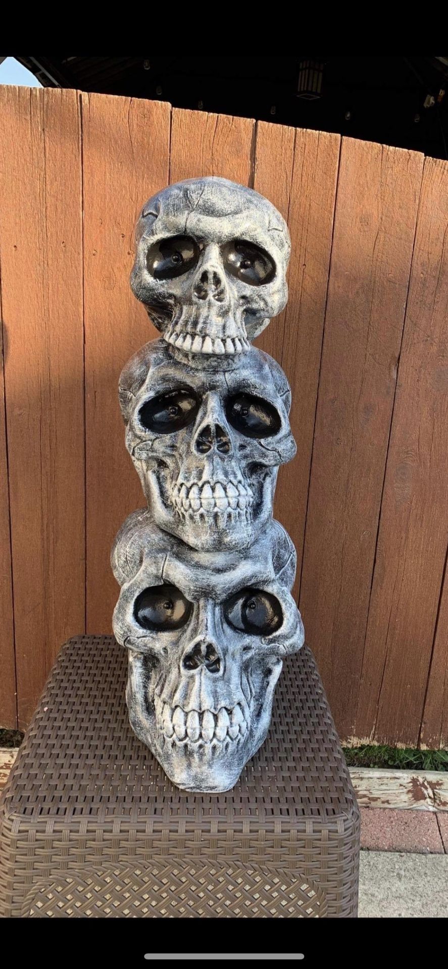 Triple Decker Skull Statue
