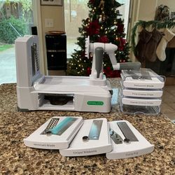 Spiralizer Vegetable Slicer