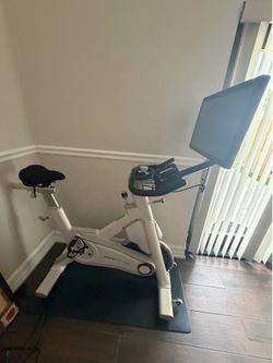 MYX Fitness Exercise Bike