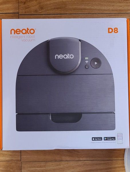Neato D8 Black Intelligent Robot Vacuum