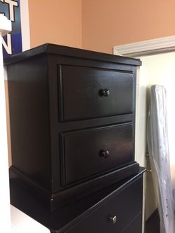 Pinewood Nightstand