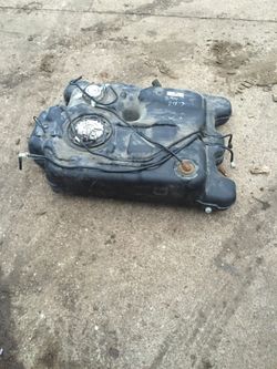 dodge caravan tanque de gasolina 2014