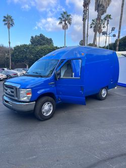 2014 Ford E-Series E-350 Super Duty Extended Cargo