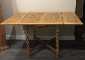 Barley Twist Oak Leaf Table
