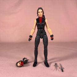 Marvel Legends Elektra - Netflix Daredevil (2017 Man Thing Wave)