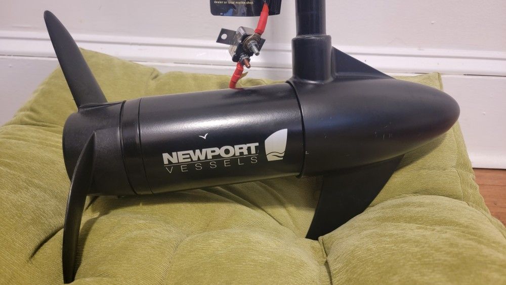 62 lb Newport trolling motor w battery